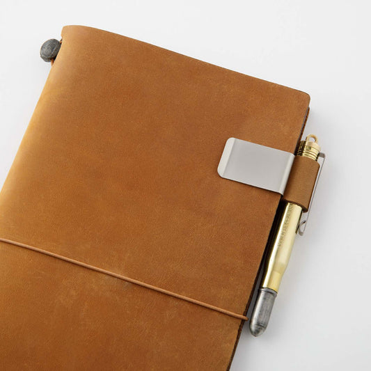 TRAVELER'S notebook Pen Holder (M) – Camel