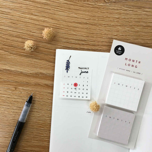 Suatelier Month Long sticky memo set with two square monthly calendar pads