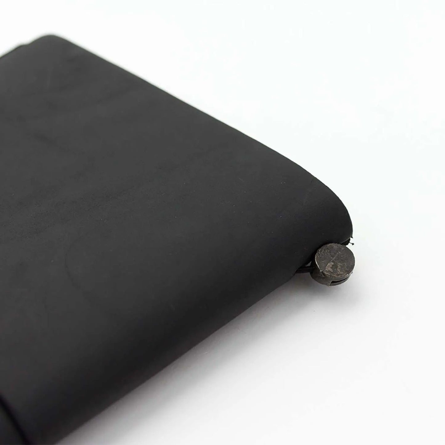 Traveler’s Notebook – Black | Regular Size