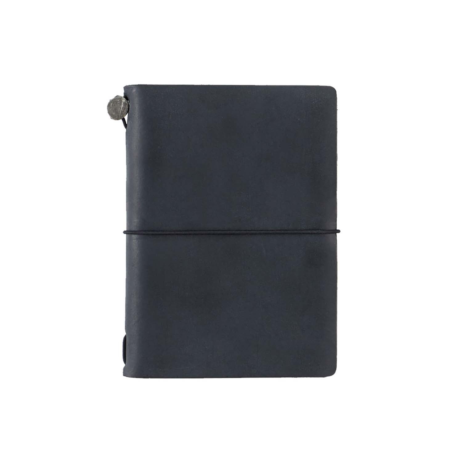 TRAVELER’S notebook Black Passport Size leather cover by TRAVELER’S Company with blank refill, cotton bag and spare band
