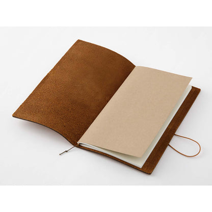 TRAVELER’S notebook Camel Regular Size leather cover by TRAVELER’S Company with blank refill, cotton bag and spare band