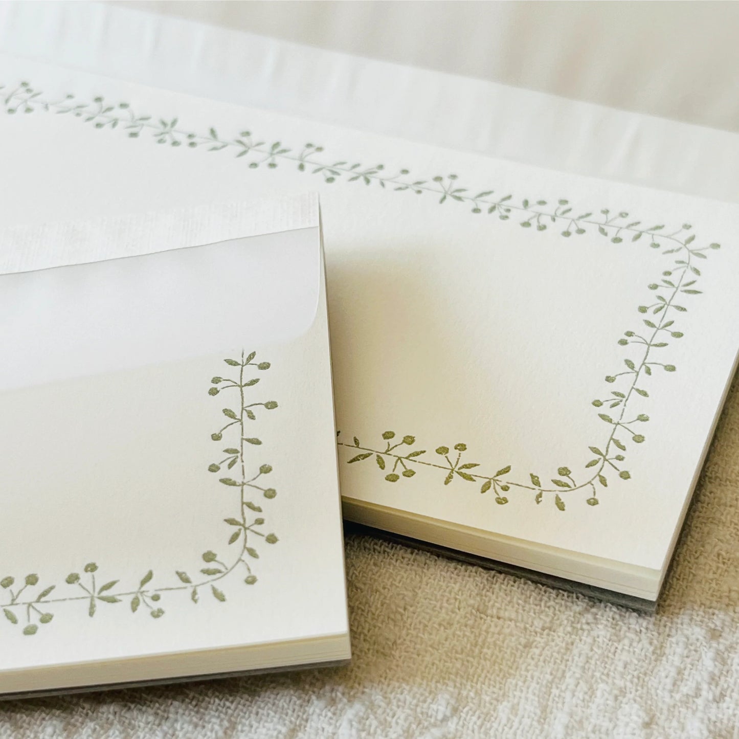 Hutte Paper Works Letterpress Notepad - Green Floral Frame