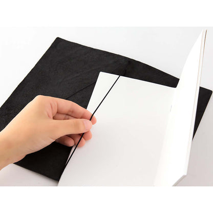 TRAVELER’S notebook Black Passport Size leather cover by TRAVELER’S Company with blank refill, cotton bag and spare band